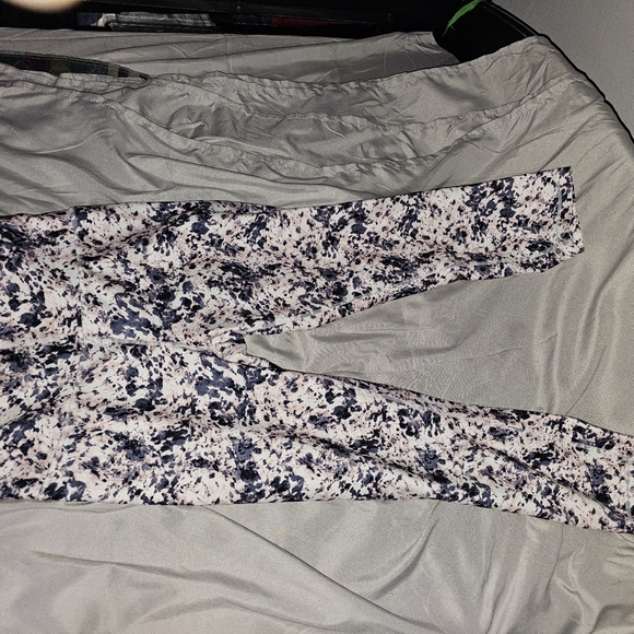 Balance Collection - Workout Set - Picture 3 of 3